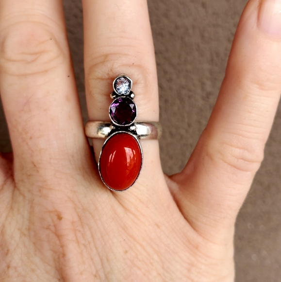 New Red Coral and Amethyst 925 Silver Ring. - Picture 3 of 13